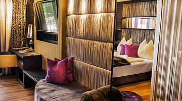 Doppelzimmer Glamourstyle mit Whirlpool im Kuschelhotel Winzer