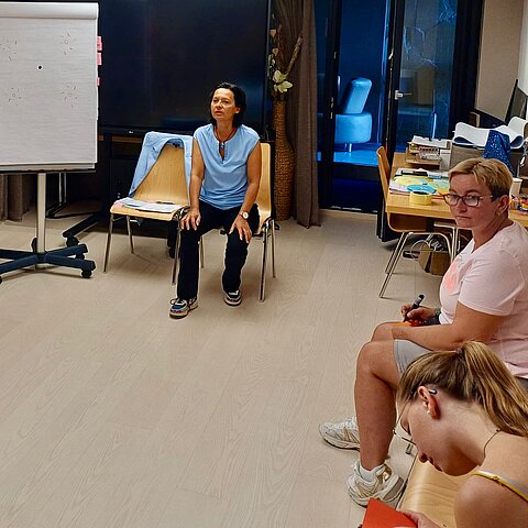 Hinter den Kulissen heißt es für das Team Winzer gerade: Schulungen, Vorbereitung und Feinschliff.