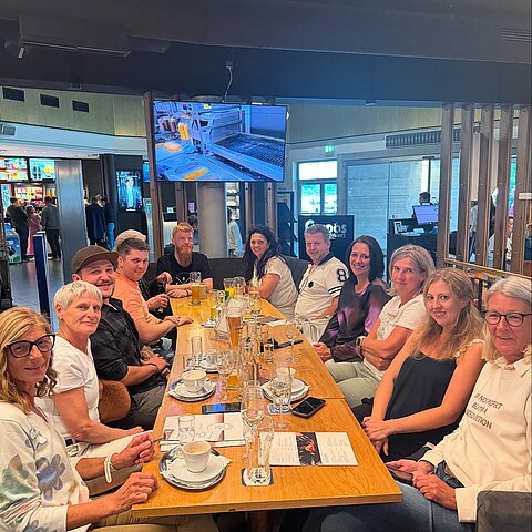 ️Team Day 2025 Speed, Spaß & gutes Essen! Von Vollgas beim Kartfahren bis Genuss bei einem herrlichen Abendessen - was für ein Teamtag!