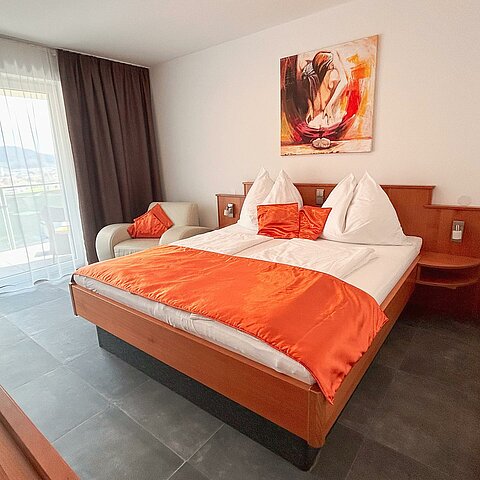 Arbeitsnahe, günstig und sooo schön So sind die neue Wohnungen für unsere Mitarbeiter. Wir freuen uns sehr, unseren Mitarbeitern ein schönes Zuhause zu bieten! Wie gefallen sie Euch?