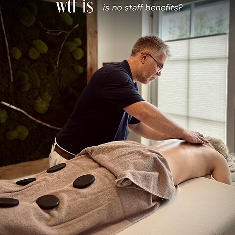 WTF is …? Manche Dinge kennen wir im Team Winzer wohl einfach nicht. Eigenes Essen mitbringen? Keinen Spaß bei der Arbeit? Volle Preise für Spa & Co.? WTF are you talking about?