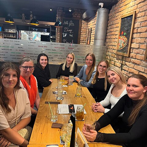 ️Team Day 2025 Speed, Spaß & gutes Essen! Von Vollgas beim Kartfahren bis Genuss bei einem herrlichen Abendessen - was für ein Teamtag!